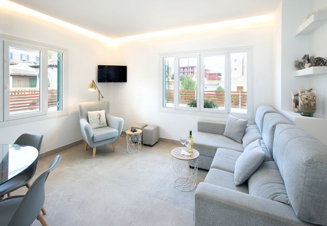 Villa in Cala Sant Vicenç - VILLA BEACH HOUSE MAGDALENA - 5 MIN WALK TO THE BEACH Villa in Cala Sant Vicenç - VILLA BEACH HOUSE MAGDALENA - 5 MIN WALK TO THE BEACH