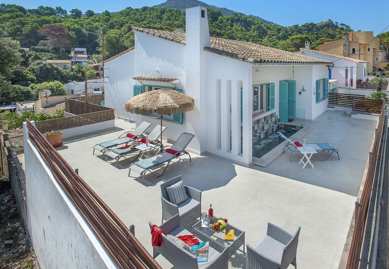 Villa in Cala Sant Vicenç - VILLA BEACH HOUSE MAGDALENA - 5 MIN WALK TO THE BEACH
