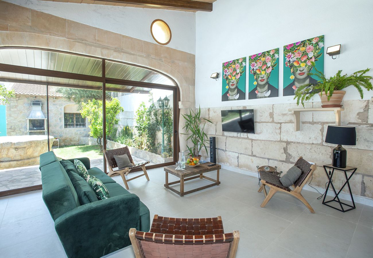 Villa in Sa Pobla - VILLA FRIDA  - EXCLUSIVE HOLIDAYS