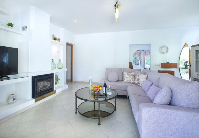 Villa in Port de Pollença - VILLA LAURA - 8 MIN WALK TO THE BEACH Villa in Port de Pollença - VILLA LAURA - 8 MIN WALK TO THE BEACH