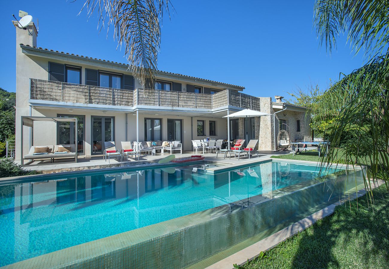 Villa in Pollensa - VILLA TEREU - LUXURY RETREAT WITH MOUNTAIN VIEWS