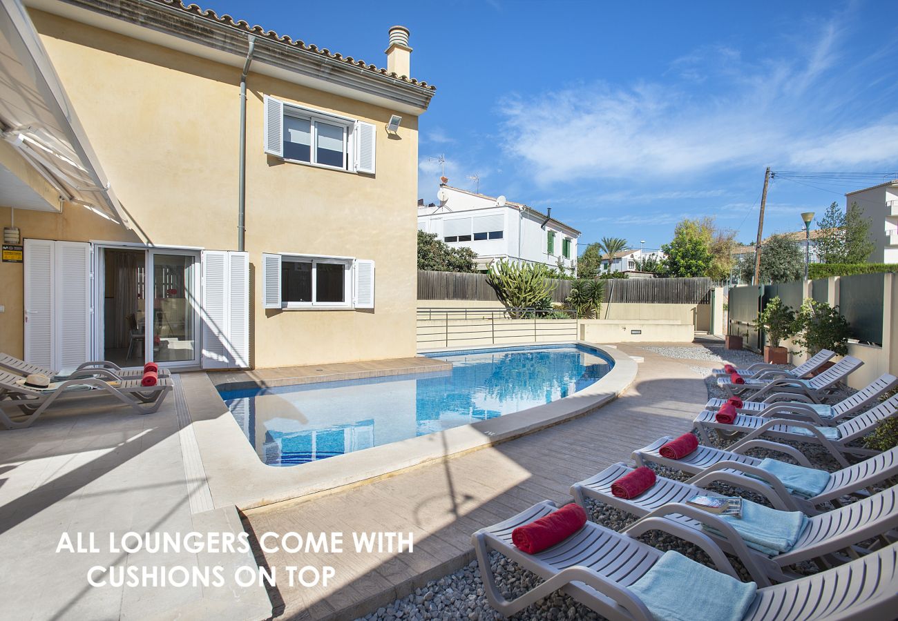 Villa in Alcudia - CHALET CAN GAYA - 5 MIN WALK TO THE BEACH
