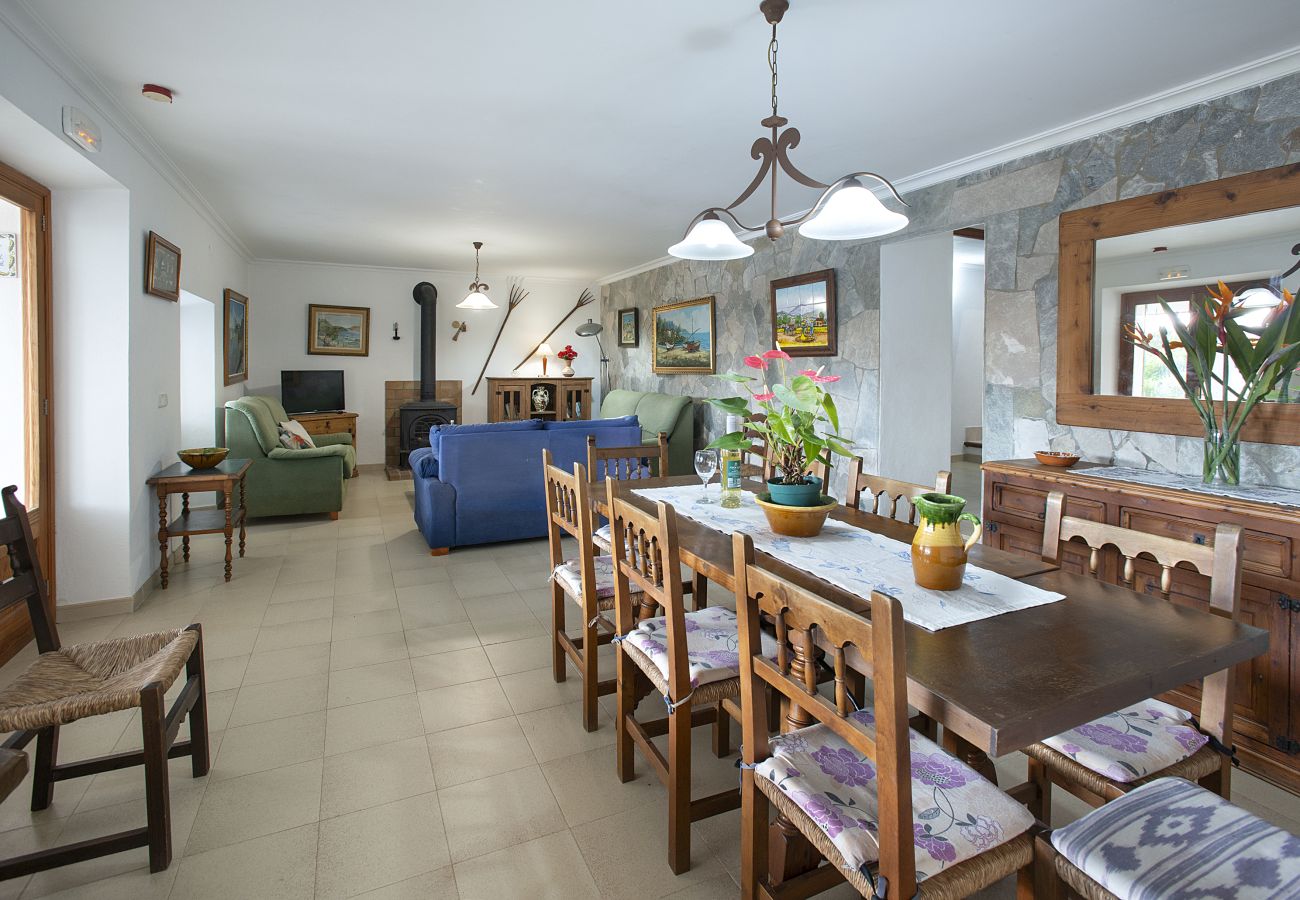 Villa in Pollensa - CHALET MARINETA - FAMILY AND FRIENDS